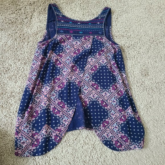 Split Back Tank - Picture 10 of 15